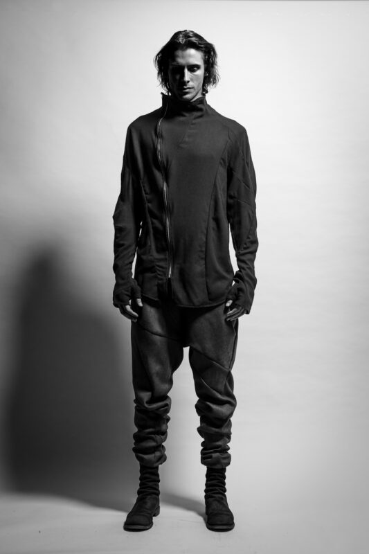 Leon Emanuel Blanck Autumn/Winter 2013/14 Collection ANFRACTUOUS DISTORTION look 1