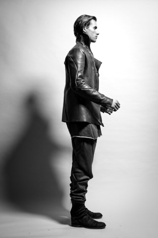 Leon Emanuel Blanck Autumn/Winter 2013/14 Collection ANFRACTUOUS DISTORTION look 3