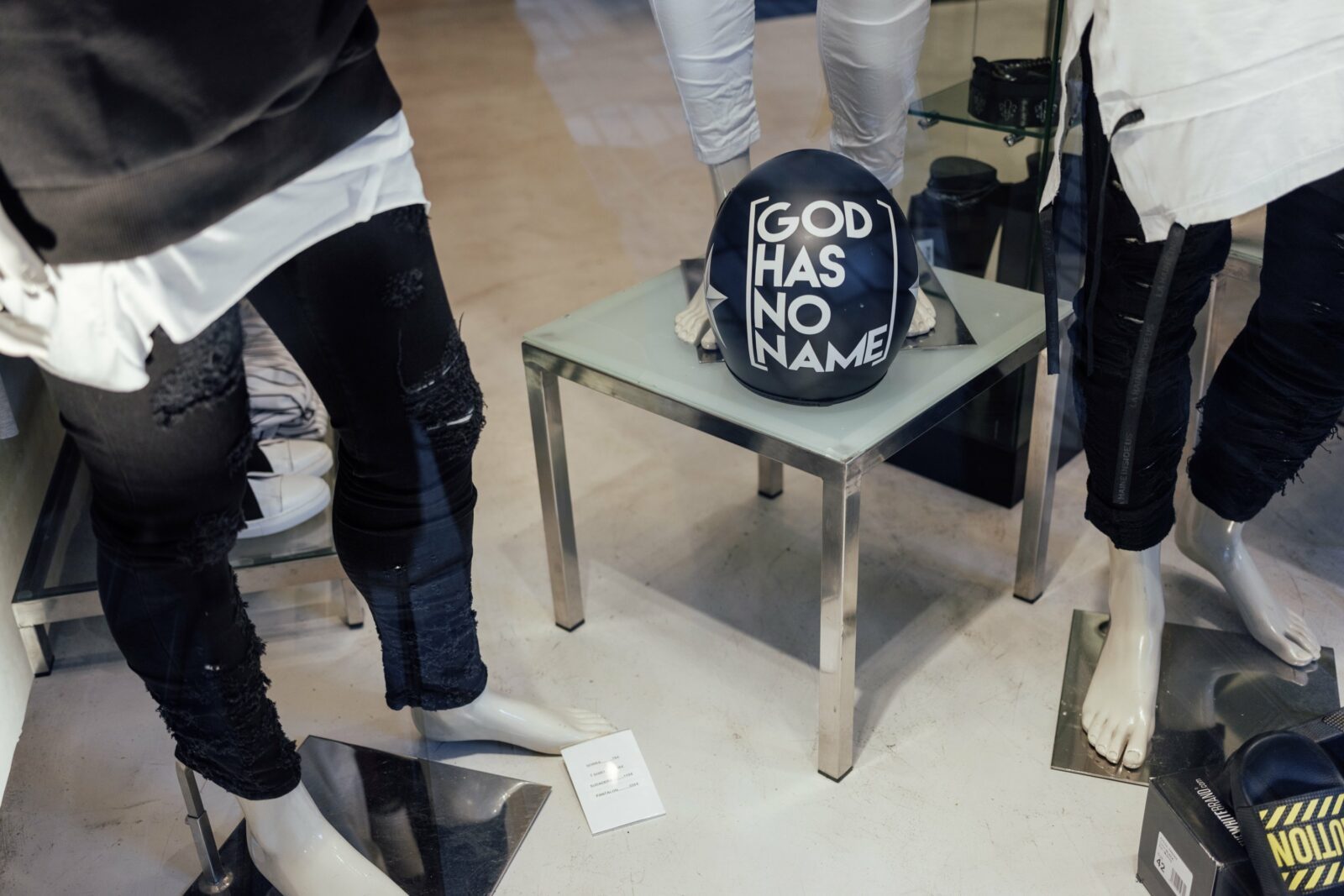 mens fashion trends shop guide egb store ibiza casual designer raw brand near me blog cool alternative label urban street clothing high quality individual hip europe for guys around boutique