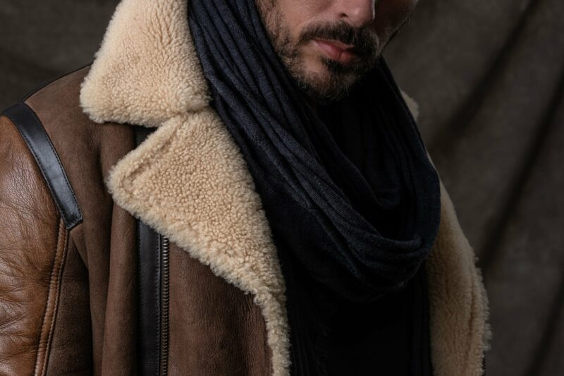 Chaquetas, ropa y zapatos de piel Shearling para los fríos días de invierno