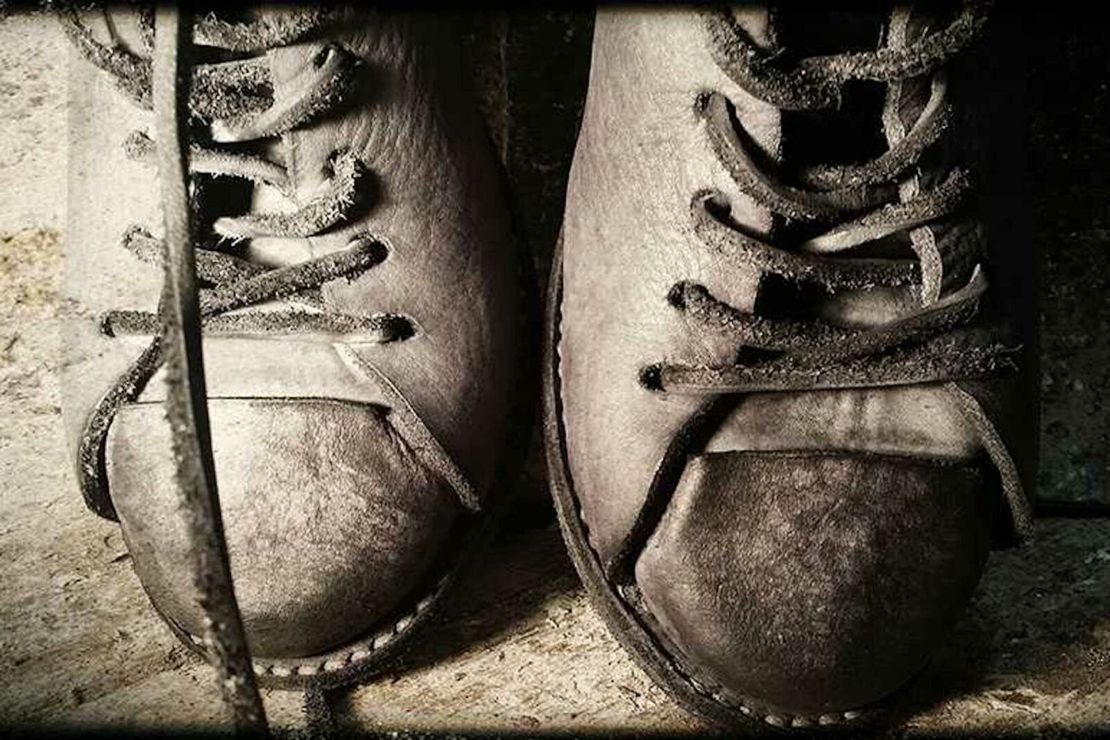 Nihomano - Handmade Opanca Sneakers