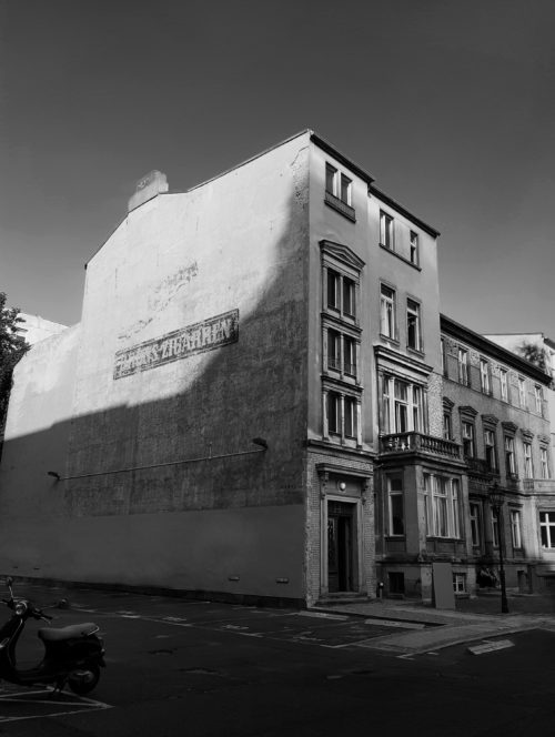 Darklands Berlin - Avant Garde High Fashion Store