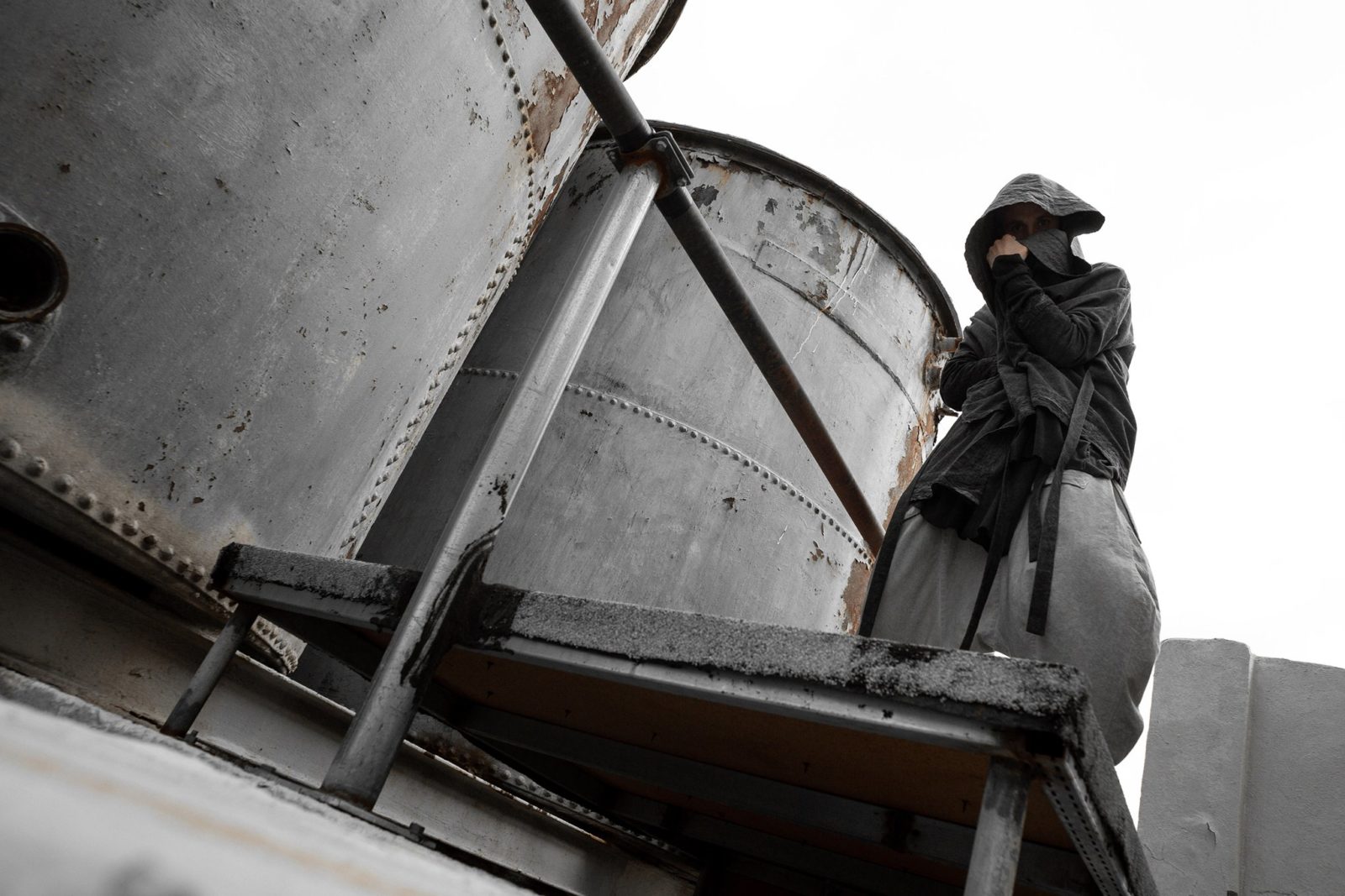 Venia - Unconventional Silhouettes from L.A.