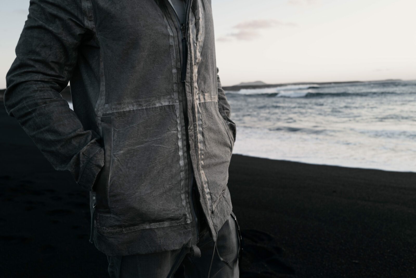 Outdoor Jacket 4 F1502F-W Light Grey, Photo Tim Köck