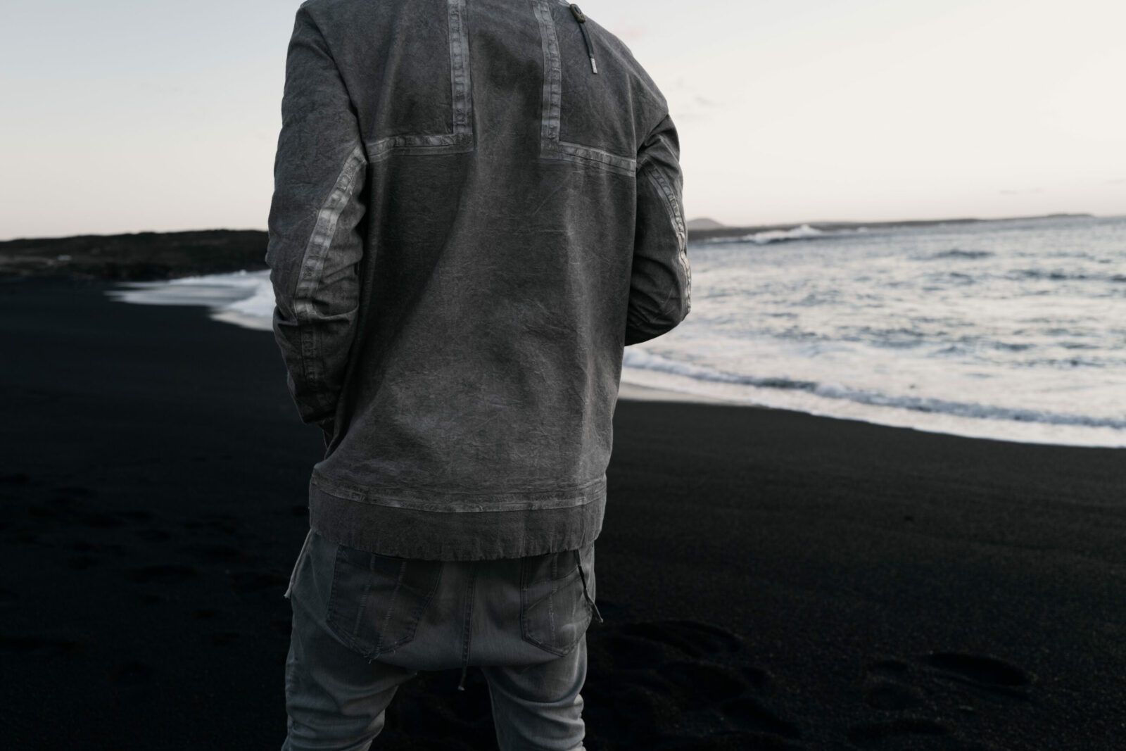 Outdoor Jacket 4 F1502F-W Light Grey, Photo Tim Köck