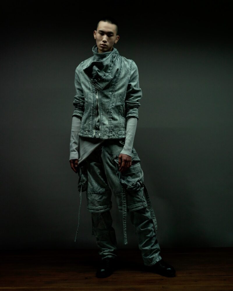 انظر بواسطة Julius Permanent AW22