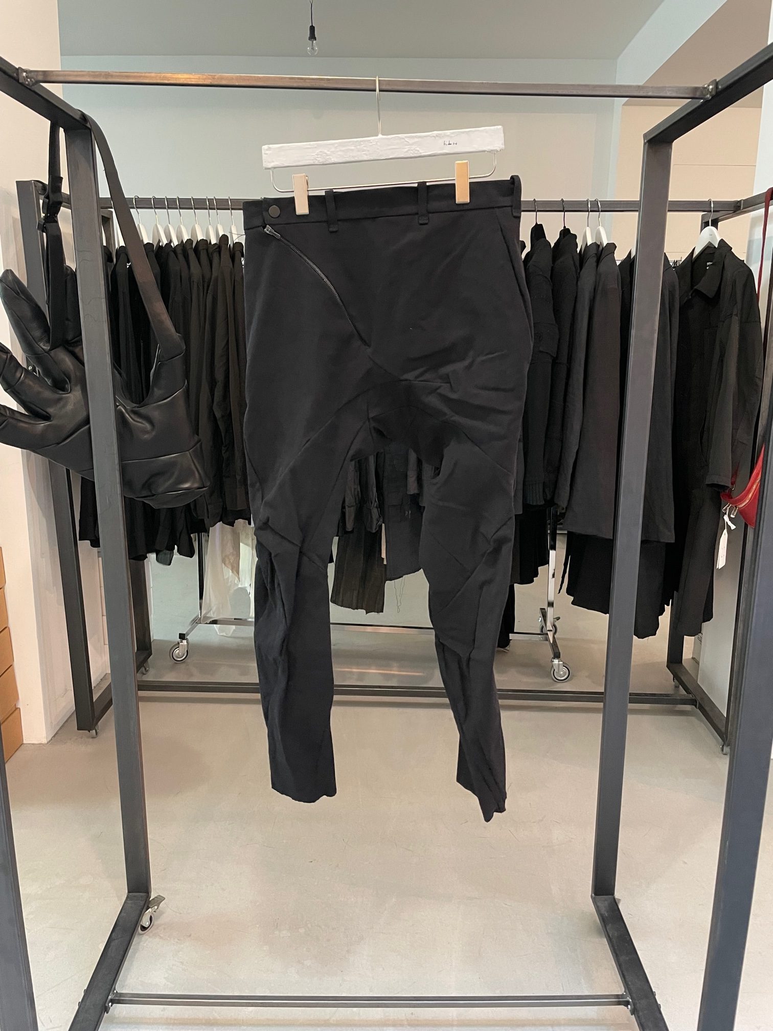hide-m | LEON EMANUEL BLANCK Distortion Muscle Pocket Pants