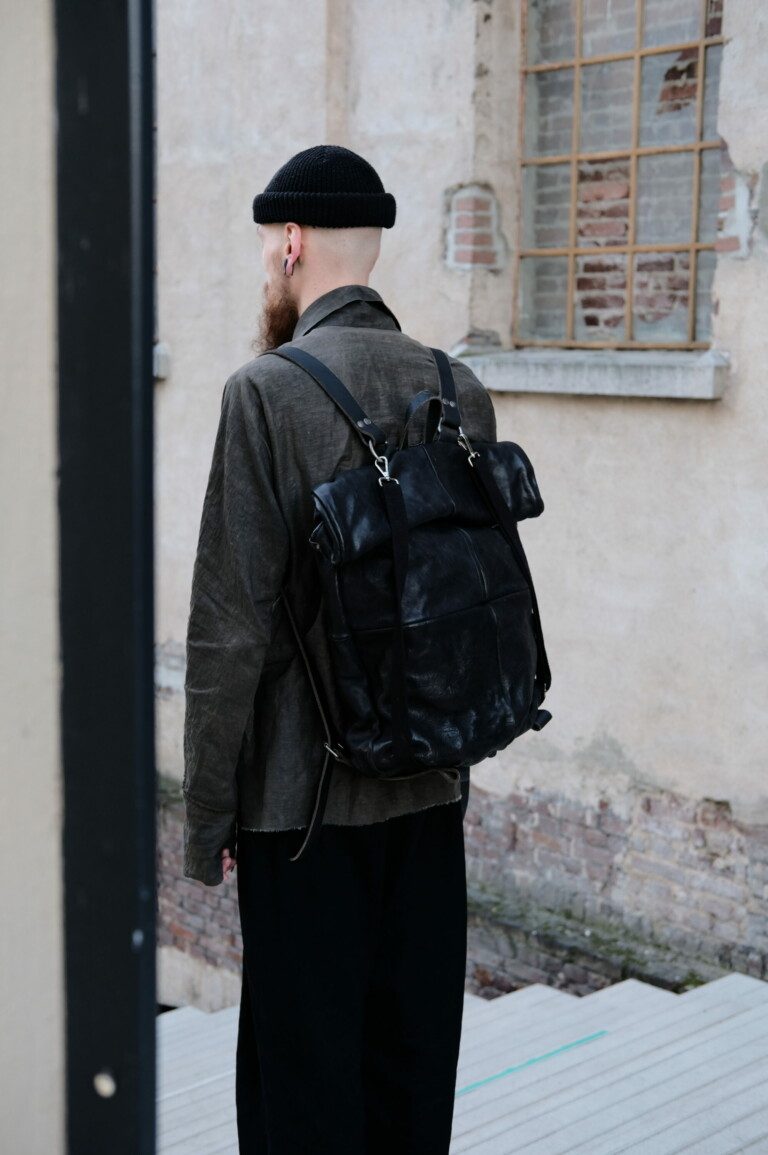 小物 _0.hide 1 of 1 Leather Grove Size:M 0.hide-autumn-winter-2023-