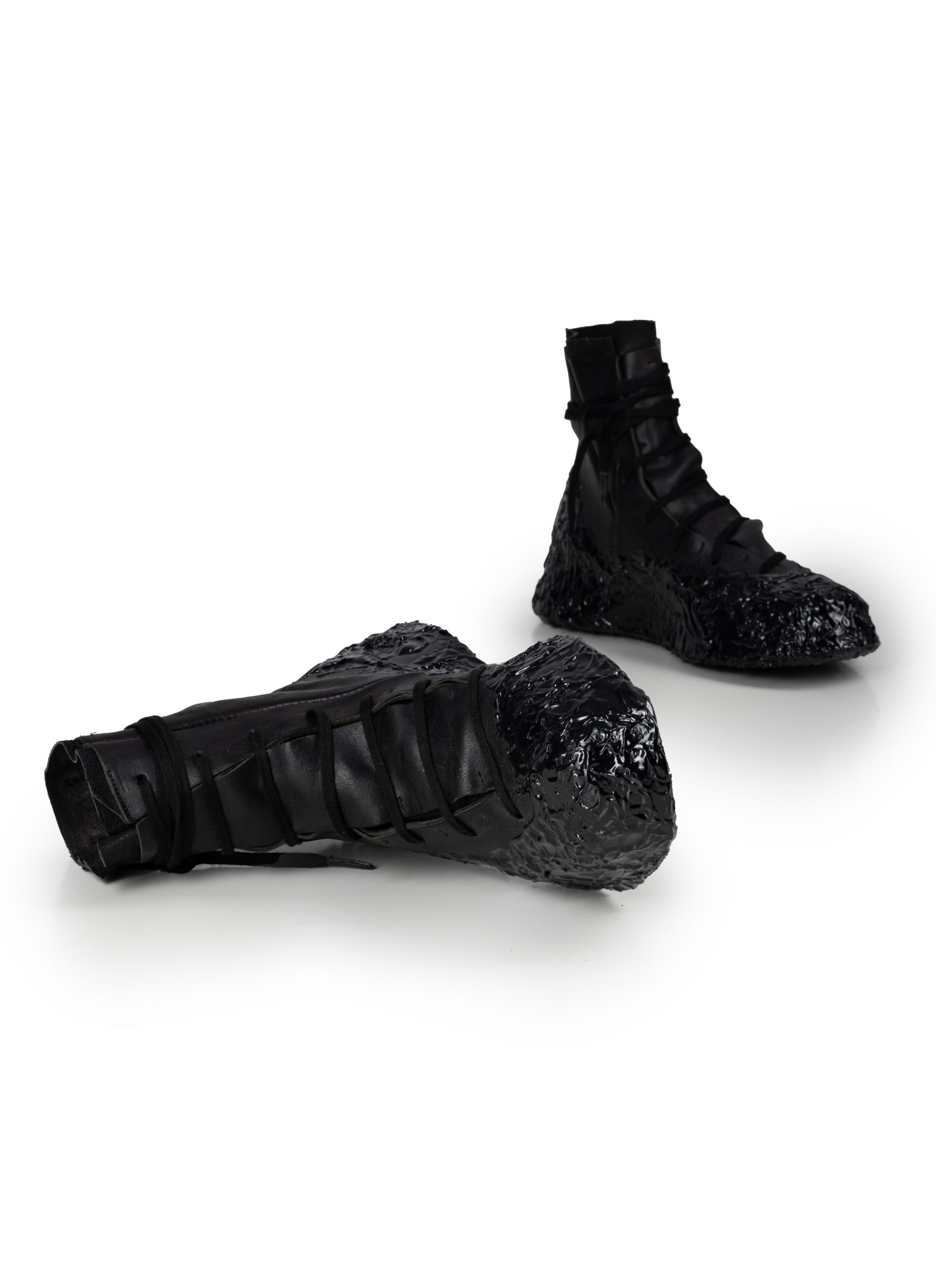 LEON EMANUEL BLANCK Distortion Featherweight High Top Sneaker 