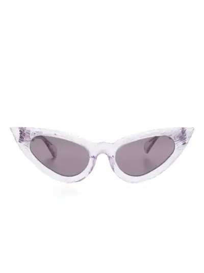 Kuboraum cat-eye frame sunglasses - Purple