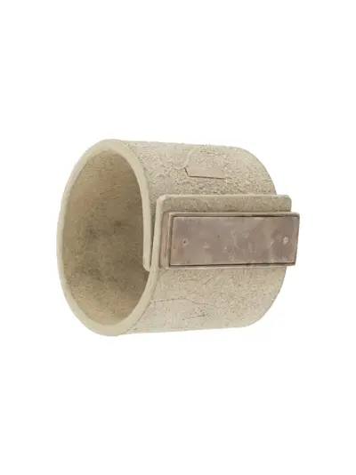 Parts of Four long-plaque cuff - Neutrals