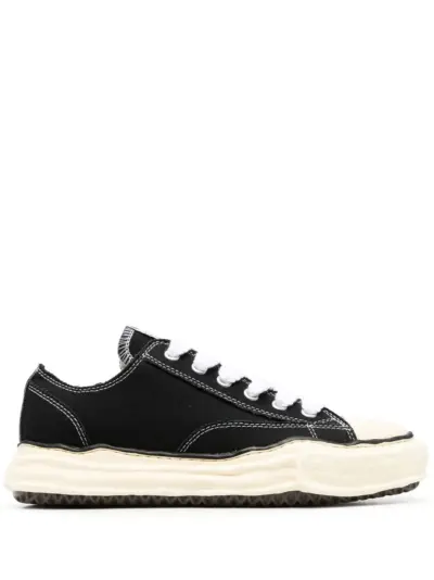 Maison MIHARA YASUHIRO logo-patch lace-up sneakers - Black
