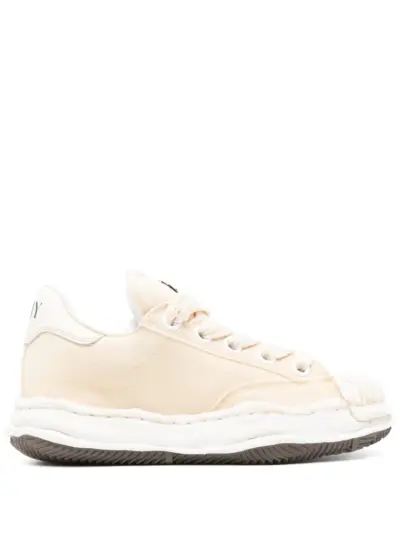 Maison MIHARA YASUHIRO round toe trainer - Neutrals
