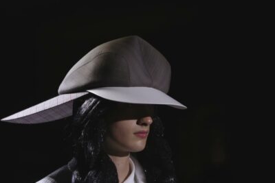 Comme des Garçons – Die Uniform der Unkonventionellen
