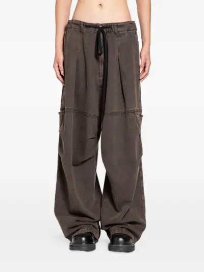 Andrea Ya'aqov belt-detail cotton jeans - Brown