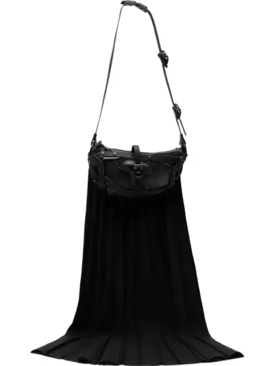 Innerraum draped-detail plissé-effect shoulder bag - Black