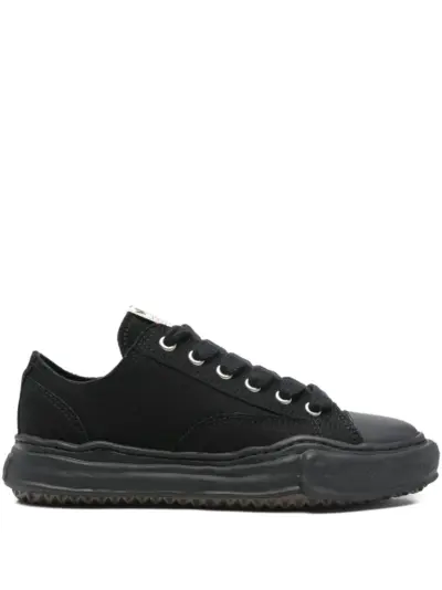 Maison MIHARA YASUHIRO lace-up low-top sneakers - Black