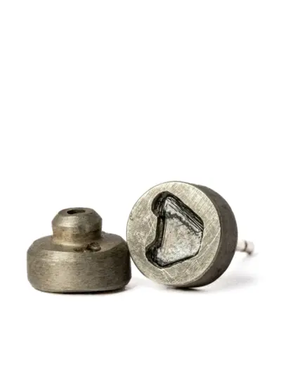 Parts of Four black diamond-encrusted stud earring - Silver