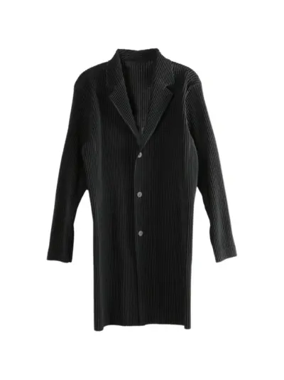 Homme Plissé Issey Miyake pleated buttoned coat - Black