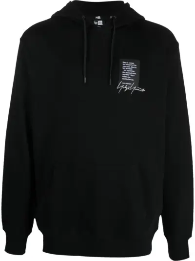 Yohji Yamamoto quote-patch drawstring hoodie - Black