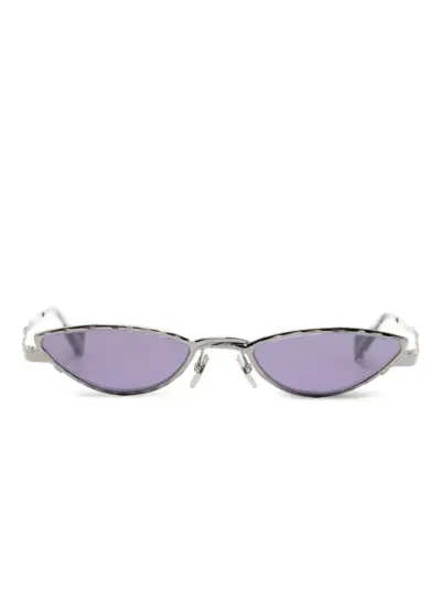 Kuboraum cat-eye framed sunglasses - Black
