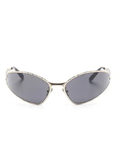 Kuboraum cat-eye sunglasses - Silver
