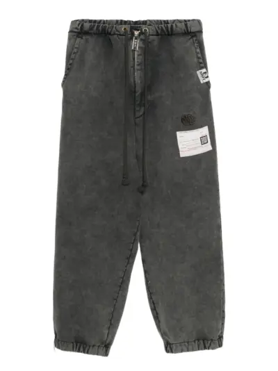 Maison MIHARA YASUHIRO logo-patch trousers - Grey