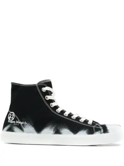 Maison Margiela Tabi paint-detail high-top sneakers - Black