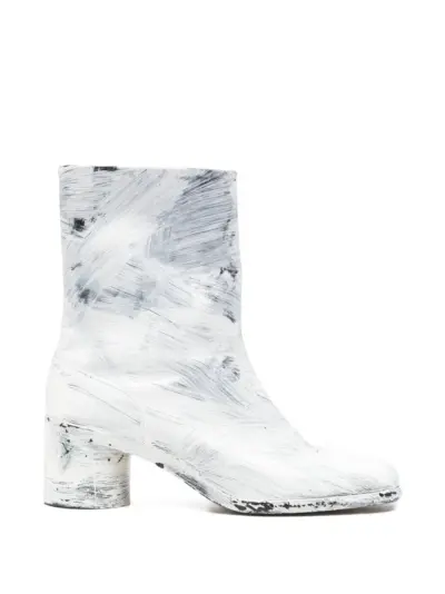 Maison Martin Margiela Pre-Owned Tabi paint-effect ankle boots - White