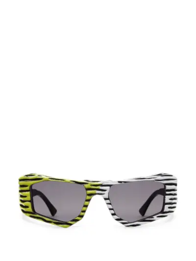 Kuboraum geometric-frame sunglasses - Black