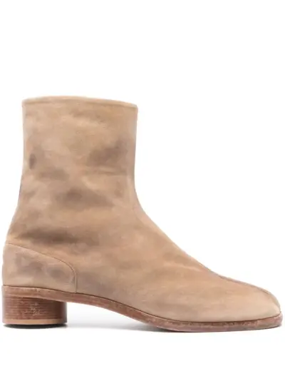 Maison Margiela Tabi 50mm suede boots - Neutrals