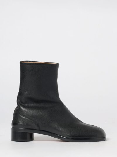 MAISON MARGIELA Tabi Ankle Boots in Sheepskin Leather with Side Closure