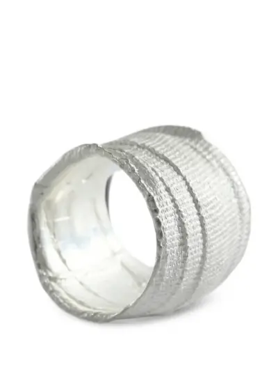 Detaj textured bandage ring - White