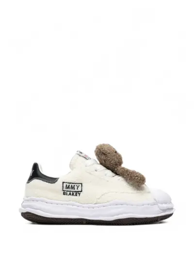 Maison MIHARA YASUHIRO x Pink House "Blakey" OG sole chenille embroidey low-top sneakers - White