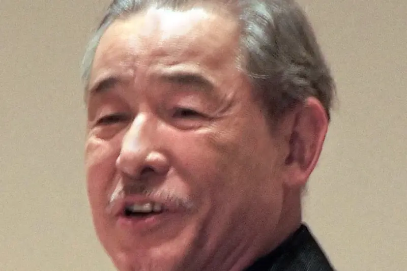 Issey Miyake speaking at a press conference at the National Art Center in Tokyo in 2016