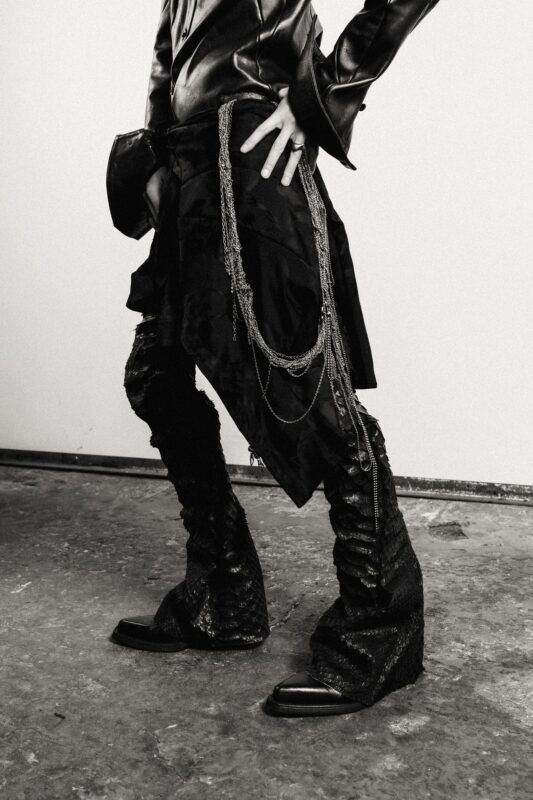 Leon Emanuel Blanck Autumn/Winter 2026 Collection HUMAN look 12